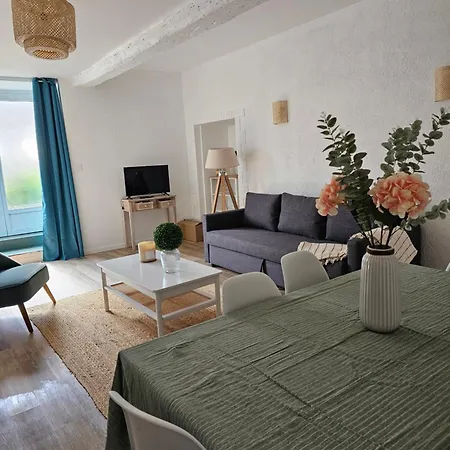 Le Qg Des Epesses A 5 Min Du Puy Dufou Ferienhaus