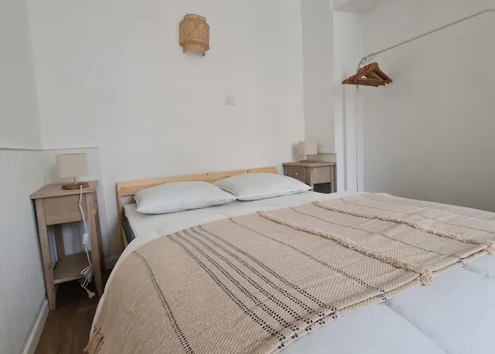 Le Qg Des Epesses A 5 Min Du Puy Dufou Les Épesses