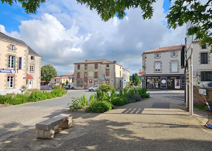 Le Qg Des Epesses A 5 Min Du Puy Dufou 度假居 *